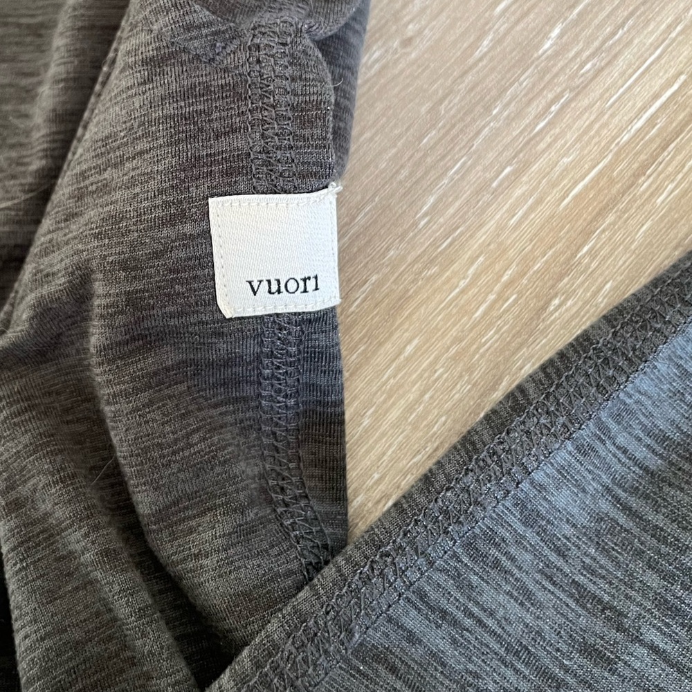 Vuori Women’s All Day Short Sleeve Jumpsuit Grey Sz XL EUC - Picture 7 of 9
